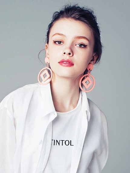 EMODAループアートピアス