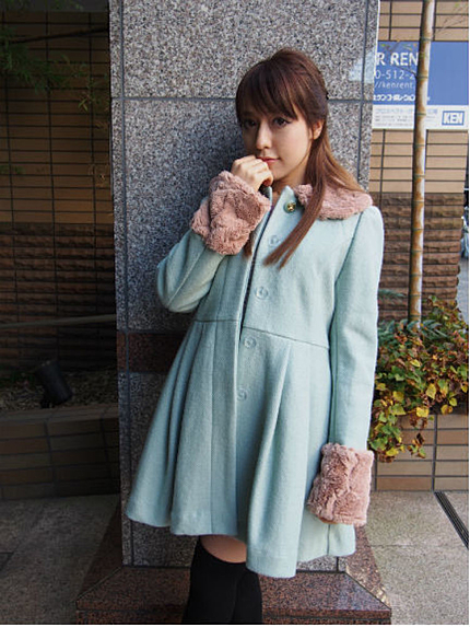Littny【Littny】ファー付フィット&amp;フレアコート