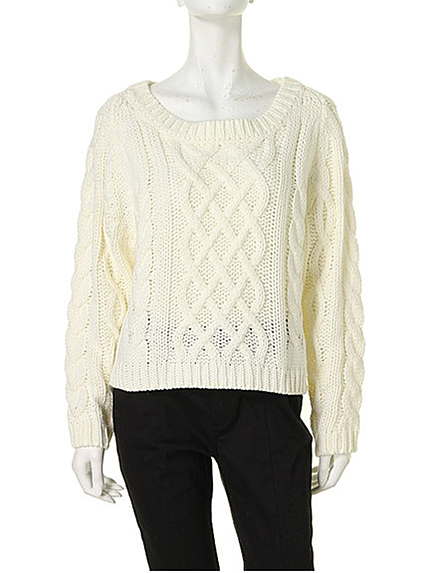 ケーブルニット