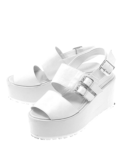 【goods】バックルラフサンダル