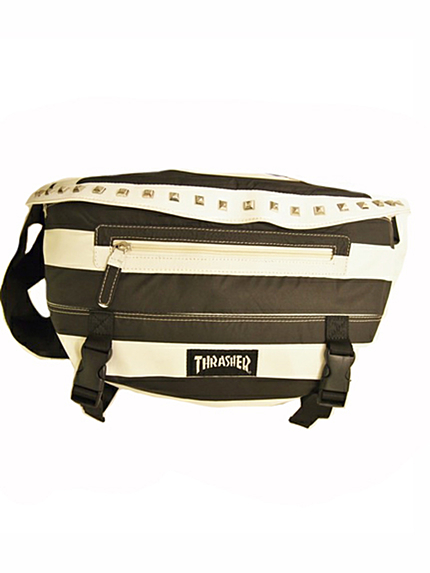 【CASUAL】THRASHERコラボメッセンジャーBAG