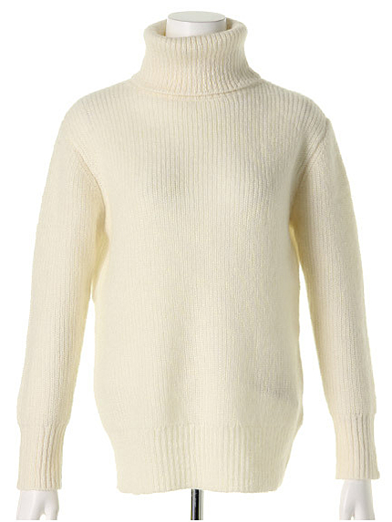 モヘアタートルニット