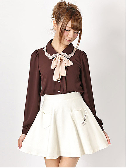 14.AW  刺繍ハートポケットフレアスカート