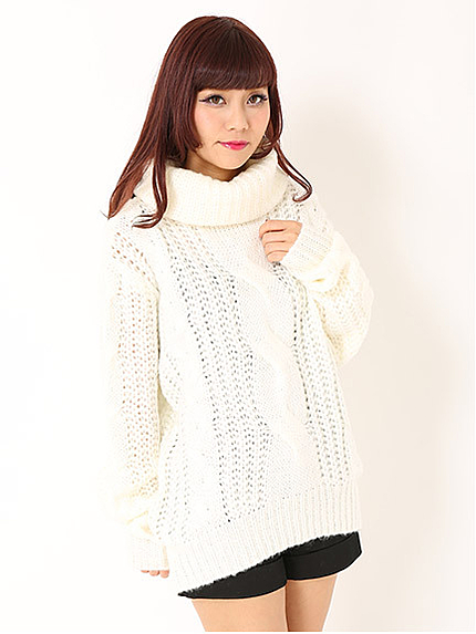 BIGケーブルタートルローゲージニット