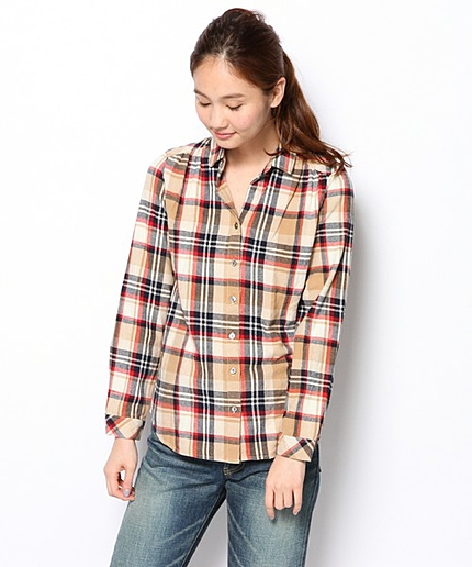 チェックシャツ