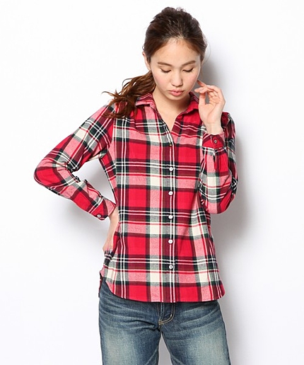 チェックシャツ