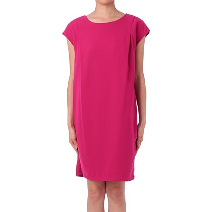 バック切り替えタックワンピース