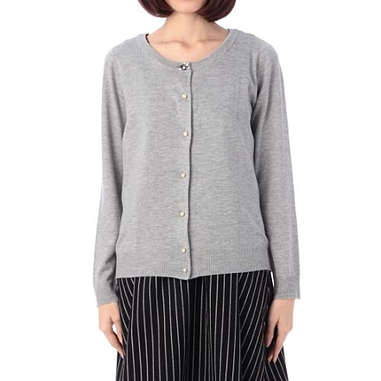 ビジューボタンニットカーディガン
