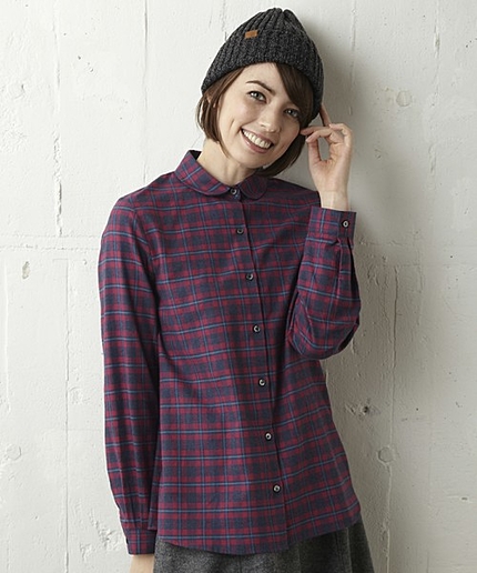 チェックシャツ