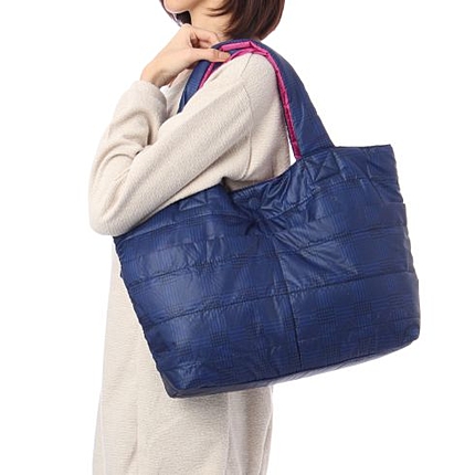 ナイロンリバーシブルキルトバッグ