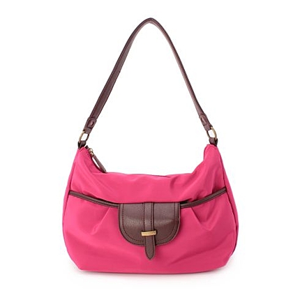 ナイロン×型押しレザー調バッグ