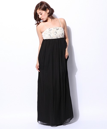 ビジューロングドレス