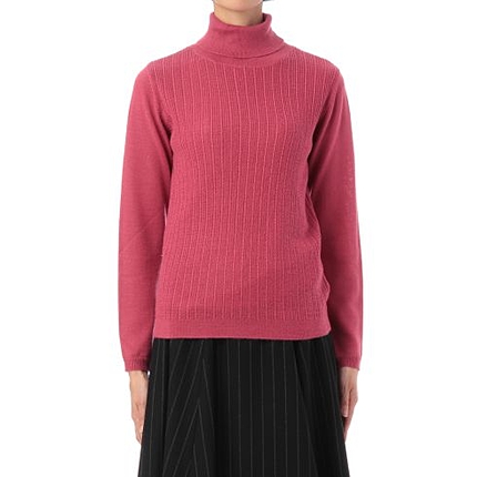 タートルネックレース編みニット