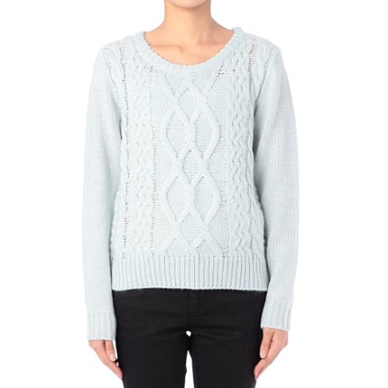 ケーブルニット