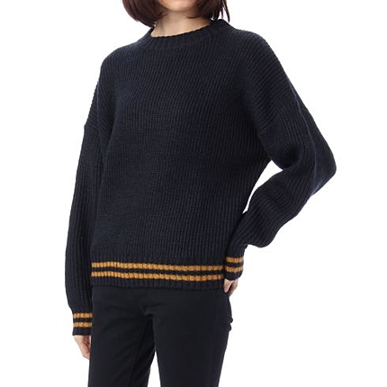 ライン入りプルオーバニット