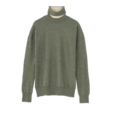 タートルネックウールニット