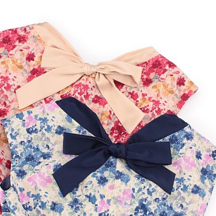 ギャザー切り替え花柄ワンピース