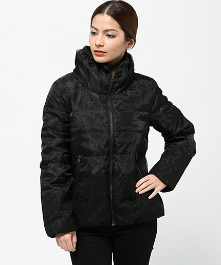 刺繍レースダウンジャケット