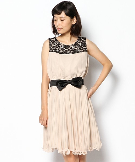 ジュエルプリーツドレス