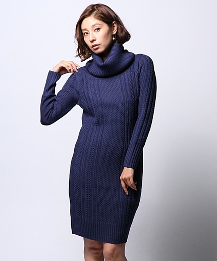 ケーブルニットワンピース