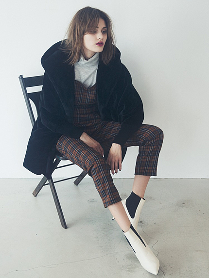 EMODAoverフードボアCO