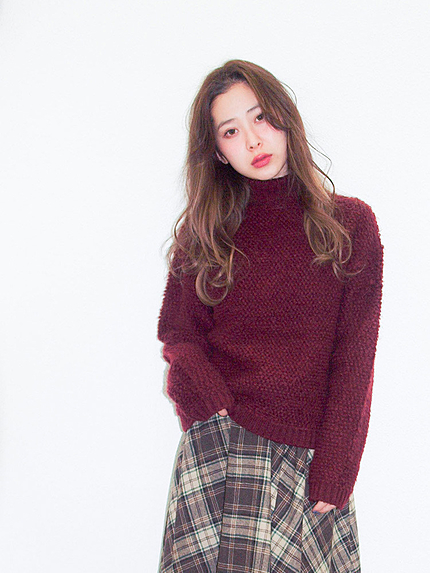 merry jennyループタートルニット