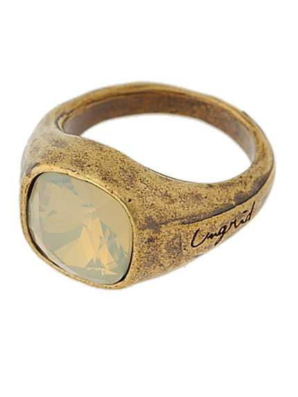 Ungridクリスタルロゴリング