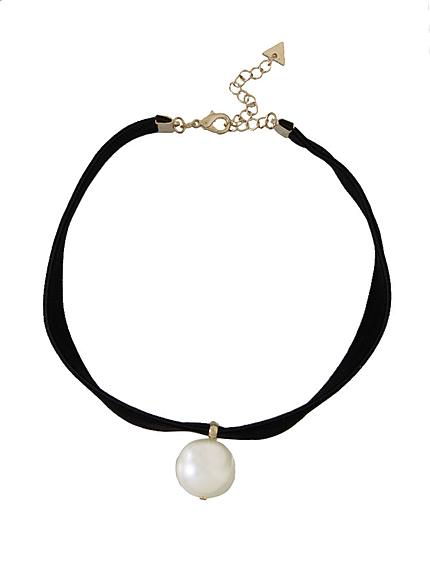 EMODAパールチョーカー