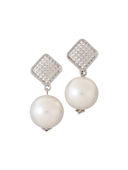 MURUA【FEMININE】コンパクトパールピアス