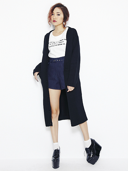 Vネックロングカーデ