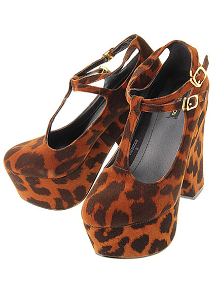 RUNWAY channel【R&E】チャンキーヒールTストラップパンプス