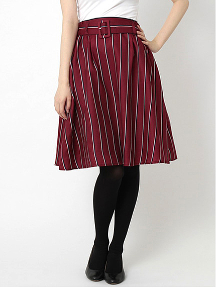 ベルト付膝丈スカート