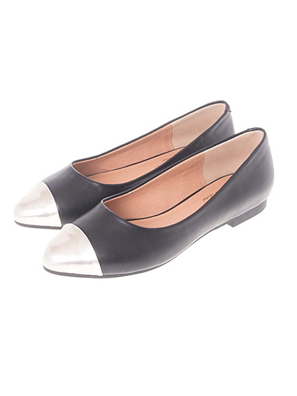 メタリックトゥパンプス