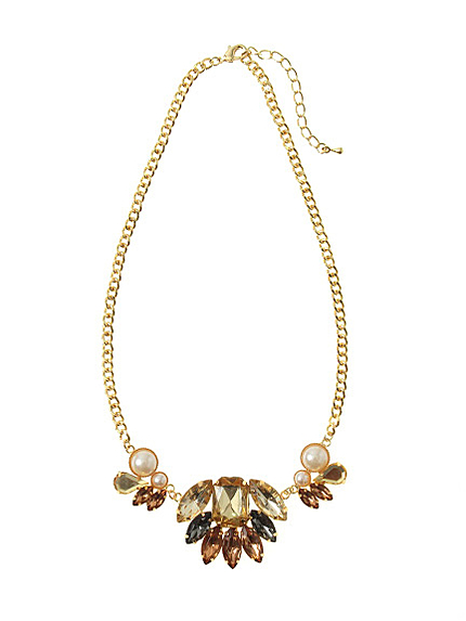 ビジューネックレス