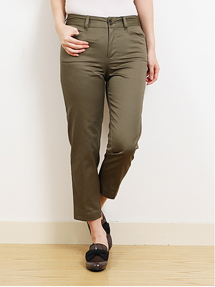 ベーシックテーパードパンツ