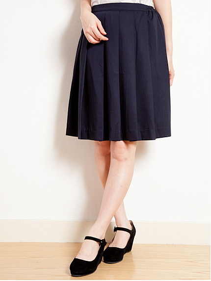 プリーツスカート