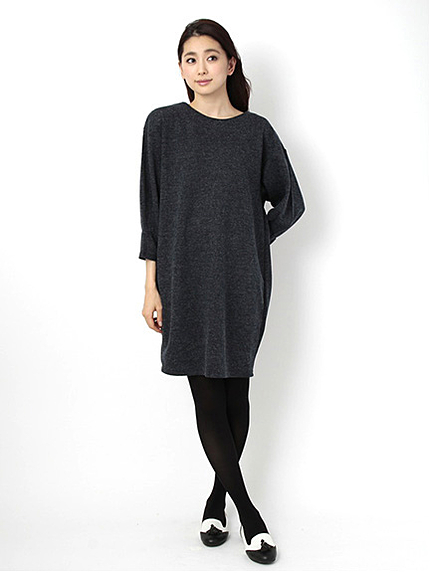 ・タックスリーブワンピース