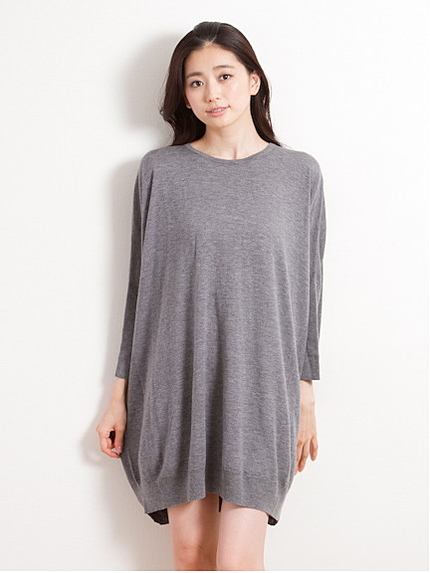 ドロップショルダーニットワンピース