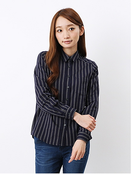 ・レジ×ストライプシャツ