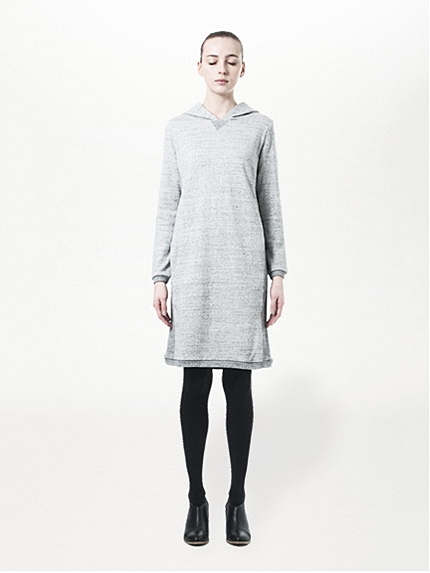 フーディスウェットワンピース