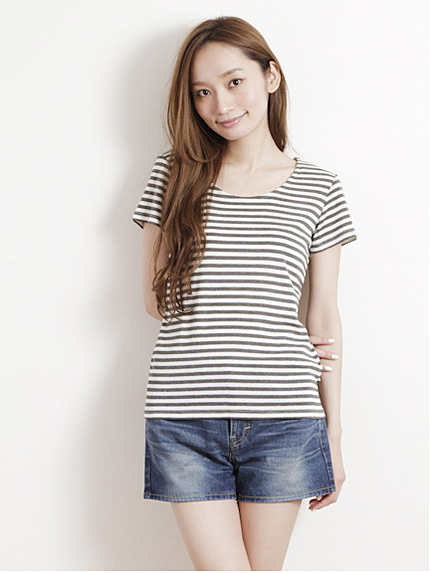 ラメボーダー半袖プルオーバー