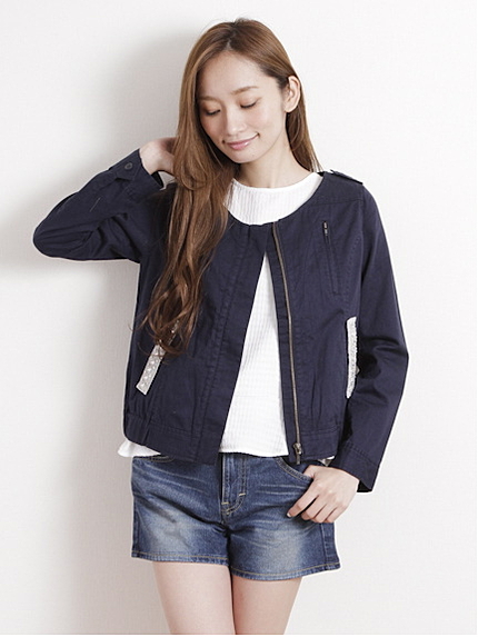 ビジュー付ノーカラーミリタリーブルゾン