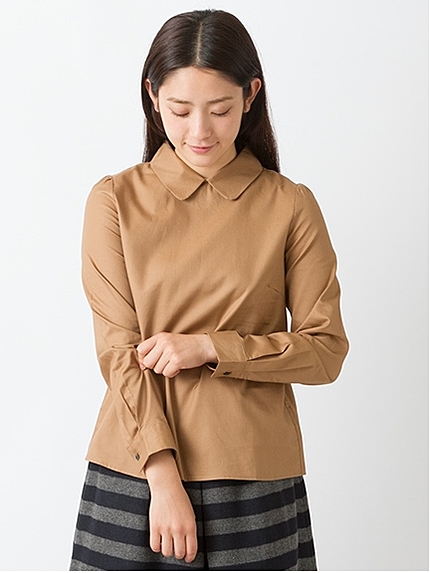 ラウンドカラーブラウス