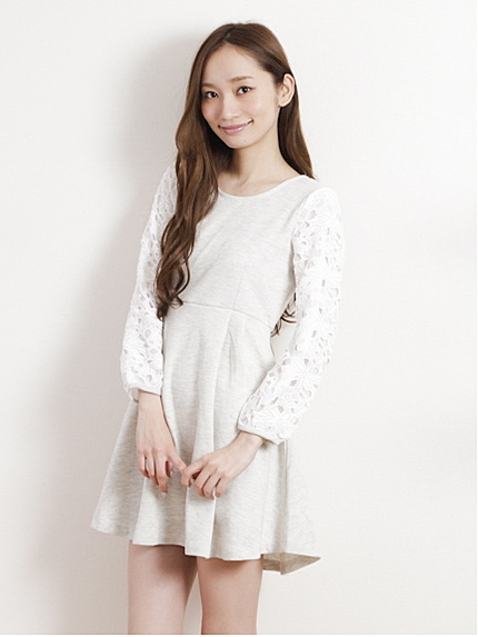 9分袖レースフィット&フレアワンピース