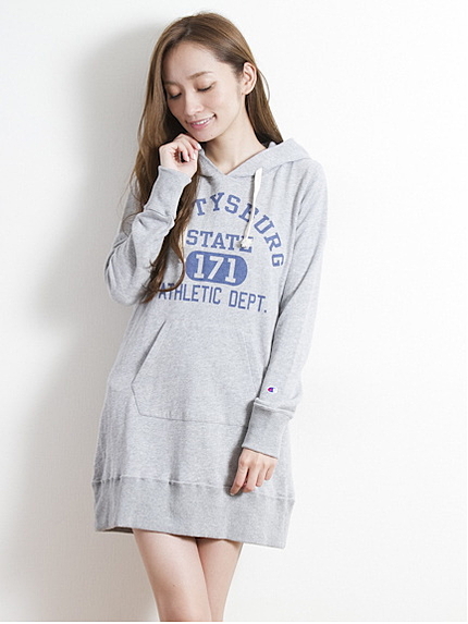 Champion パーカーワンピース