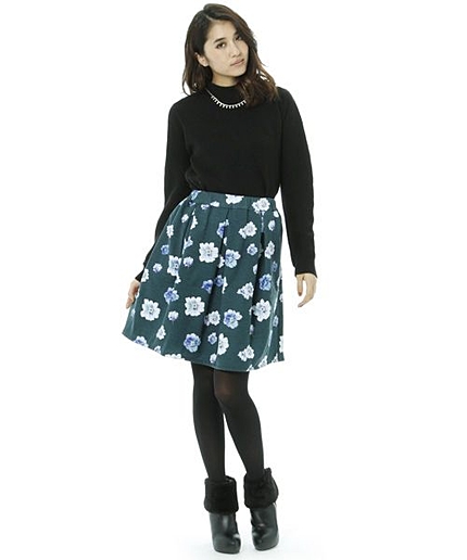 ハナガラフレアスカート