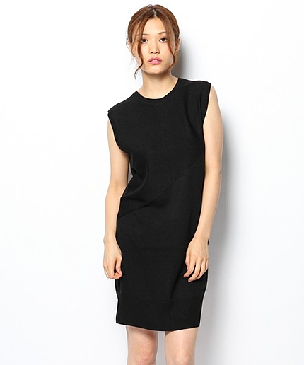 ノースリーブロングニット