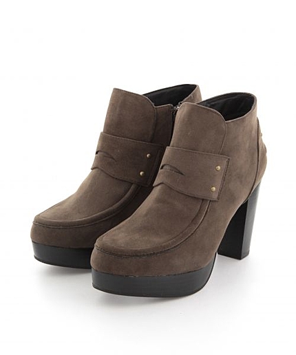 スエードローファーブーツ