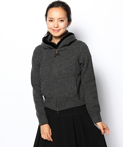 ＥＬＬＩＳパーカー