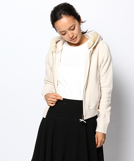 ＥＬＬＩＳパーカー